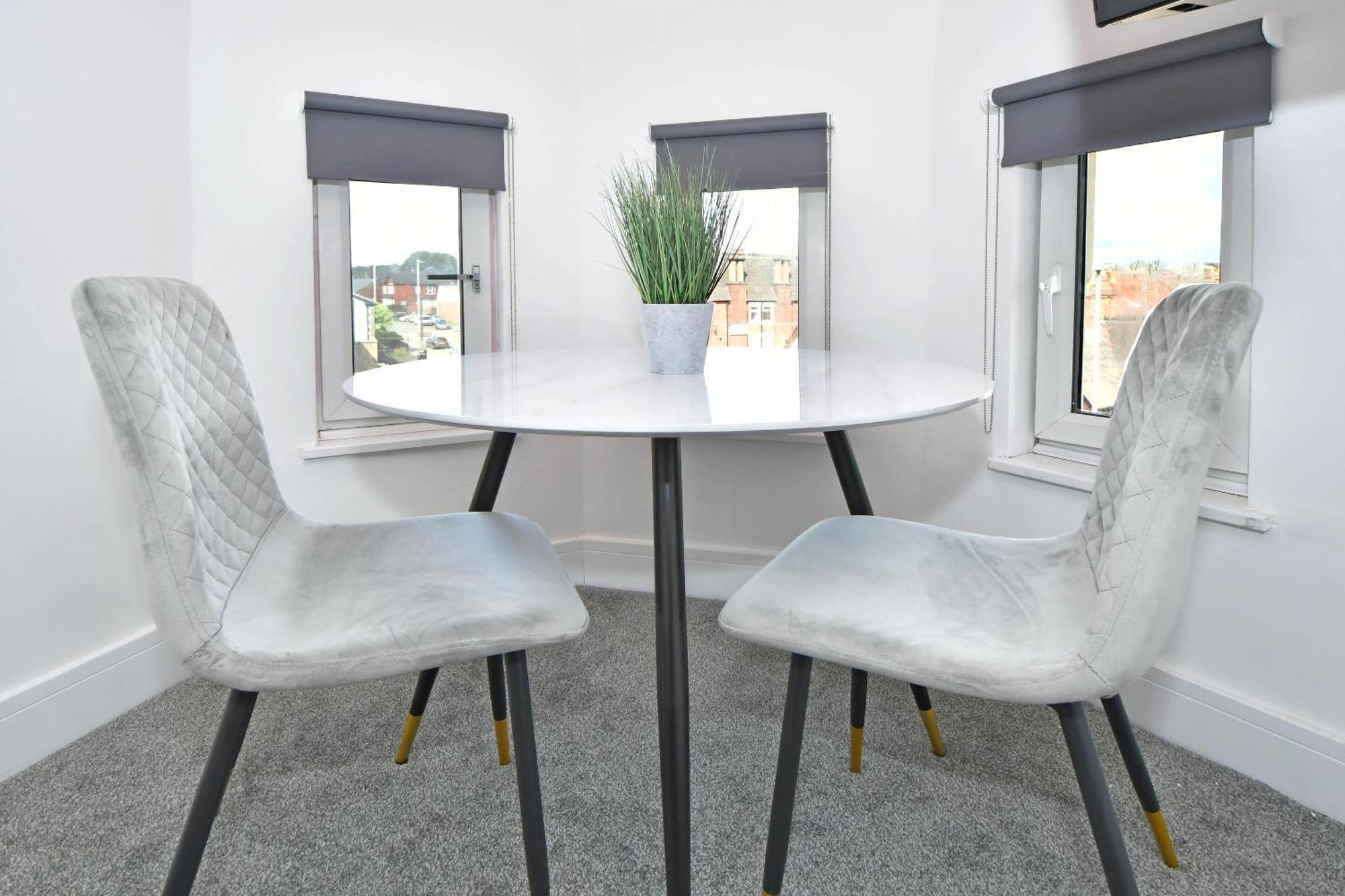 One Battison - Affordable Rooms, Suites & Studios In Stoke On Trent Exteriör bild