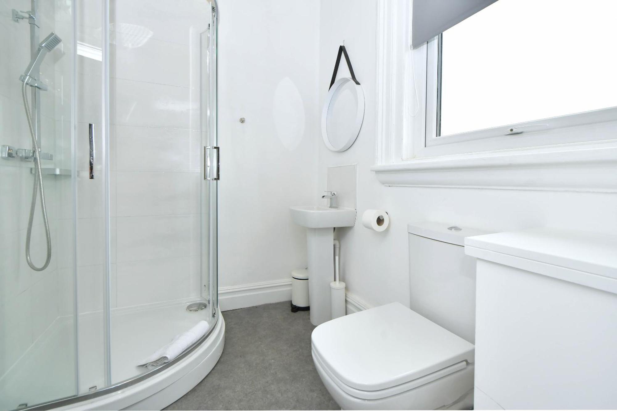 One Battison - Affordable Rooms, Suites & Studios In Stoke On Trent Exteriör bild
