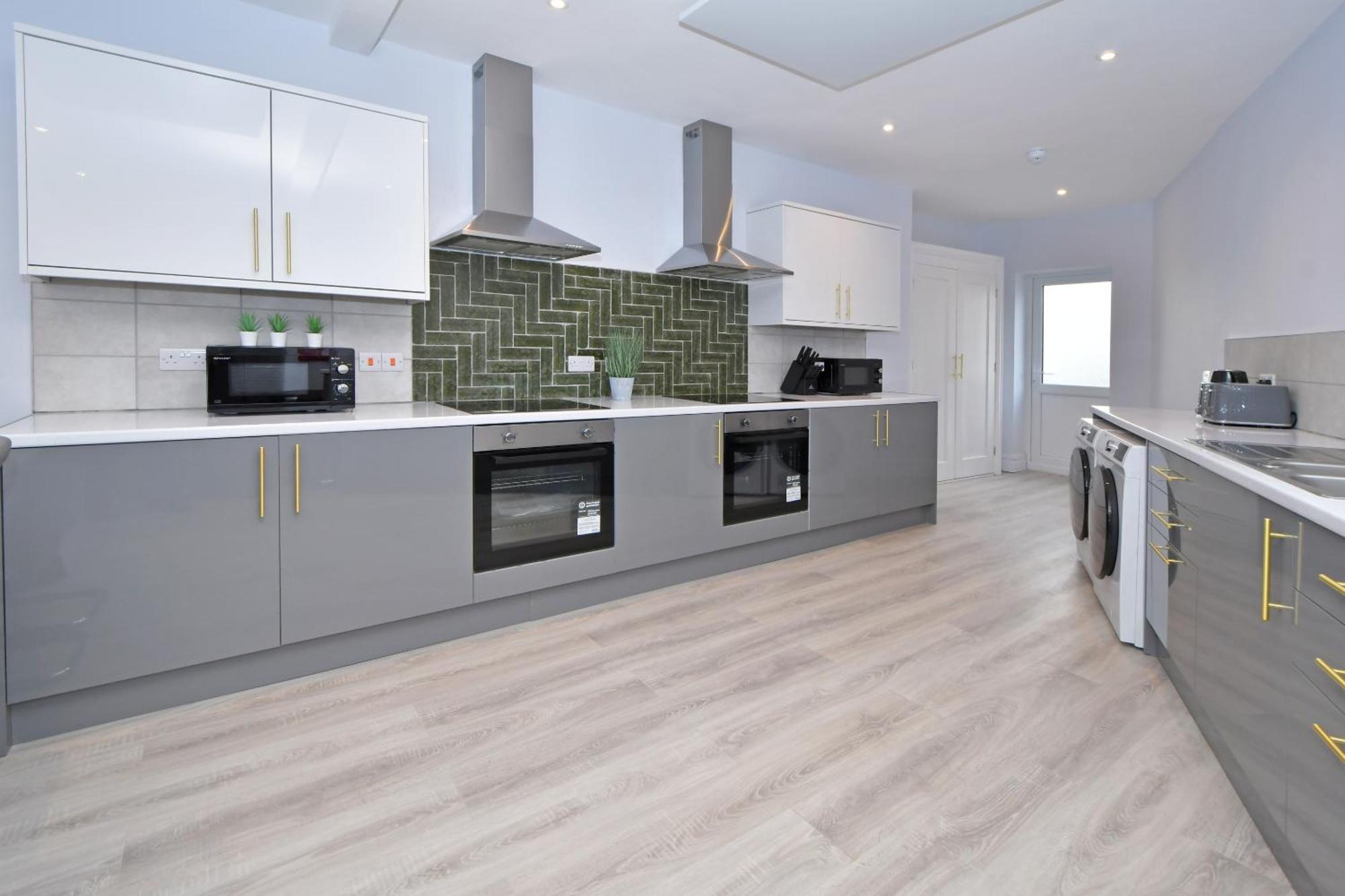 One Battison - Affordable Rooms, Suites & Studios In Stoke On Trent Exteriör bild